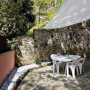 Apartment Terrace & Parking - Near Fegina, Monterosso al Mare
